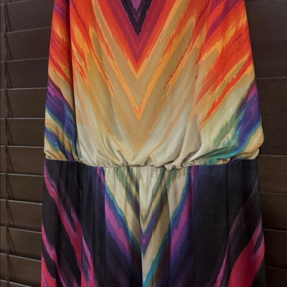 ALLOY Apparel-Vibrant Chevron Maxi Dress - Picture 5 of 10